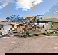 Summer House - Accommodation Sunshine Coast