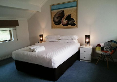 Beachside Apartment - Accommodation Sunshine Coast 4