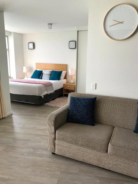 Ocean View Luxury Apartment & Suite - Accommodation Sunshine Coast 4
