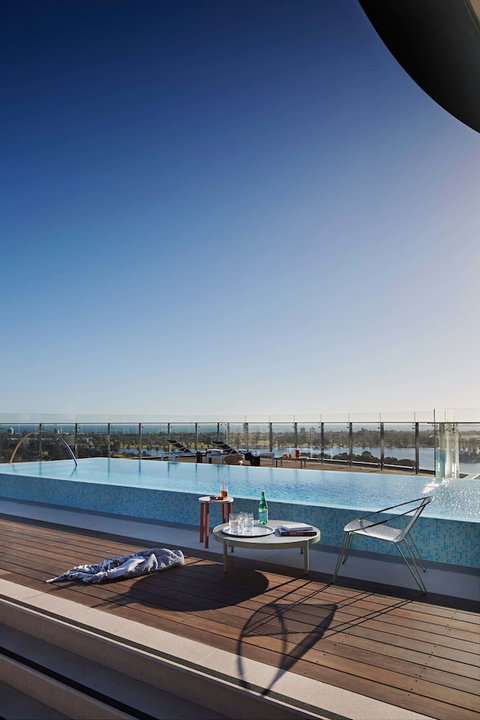 Tyrian Serviced Apartments - Albert Park Lake - Accommodation Sunshine Coast 2