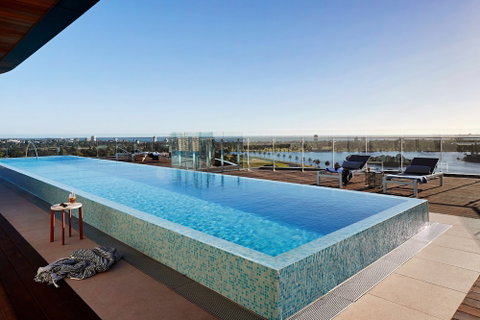 Tyrian Serviced Apartments - Albert Park Lake - Accommodation Sunshine Coast 1