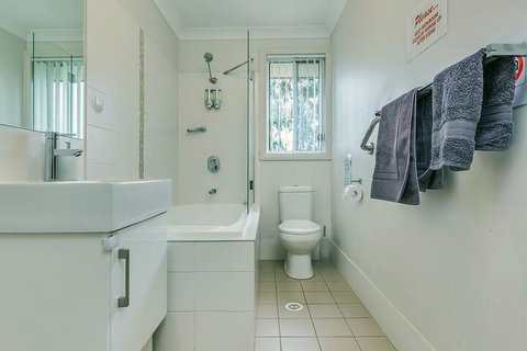 An Ideal Wine Country Getaway Villa - Accommodation Sunshine Coast 3
