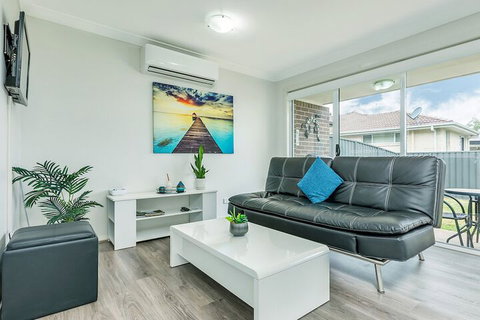 An Ideal Wine Country Getaway Villa - Accommodation Sunshine Coast 4