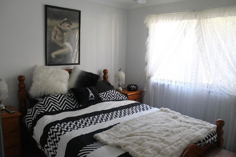 Ducati's Bed And Breakfast - Accommodation Sunshine Coast 0