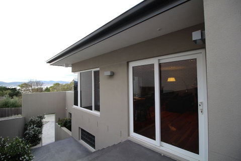 Sunny Sandy Bay Apartment - Accommodation Sunshine Coast 0