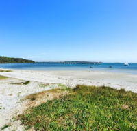 Waterfront at Sunset Boulevard Soldiers Point - Accommodation Sunshine Coast