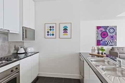 325 Collins Street - Accommodation Sunshine Coast 4