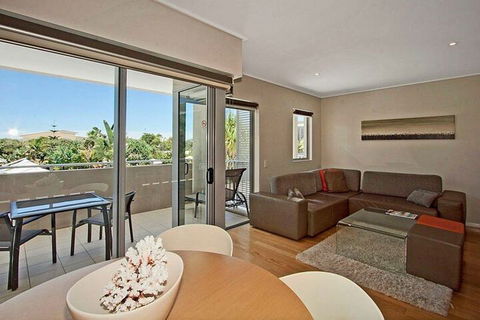 RESORT & SPA KINGSCLIFF 5212 / 13 - Accommodation Sunshine Coast 2