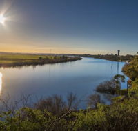 Doreen's - Accommodation Sunshine Coast