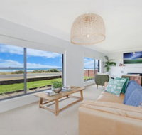 10 Ocean Drive - Accommodation Sunshine Coast
