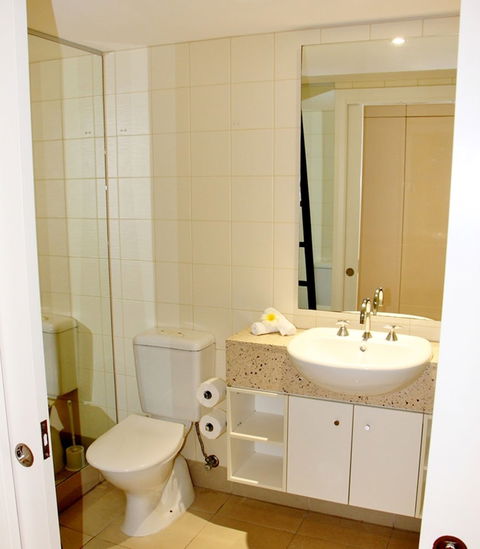 Serenity Beach Club 6421 22 - Accommodation Sunshine Coast 1