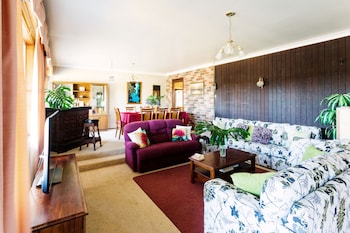 Coal D' Vine VIEW - Cessnock NSW - Accommodation Sunshine Coast 2