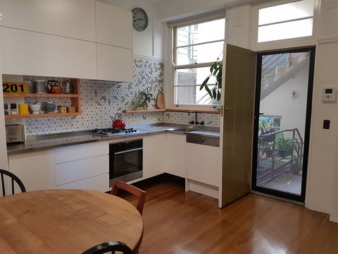 Newcastle Short Stay Apartments - Gatsby On Watt - Accommodation Sunshine Coast 6