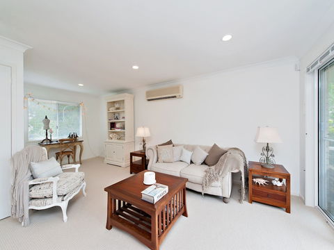 Rocky Point Road Fantasea 3 75 - Accommodation Sunshine Coast 3