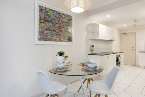 Darwin Executive Studio - Accommodation Sunshine Coast 3