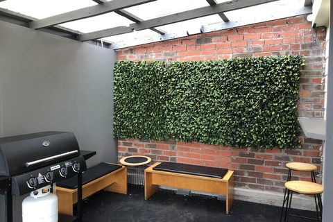 3ree Spacious & Charming Apartment - Accommodation Sunshine Coast 1