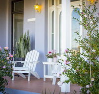 Camellia Cottage - Accommodation Sunshine Coast