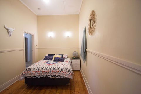 Charleston House - Mathoura - Accommodation Sunshine Coast 4