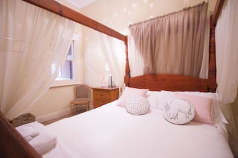 Charleston House - Mathoura - Accommodation Sunshine Coast 0