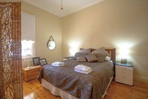 Charleston House - Mathoura - Accommodation Sunshine Coast 5