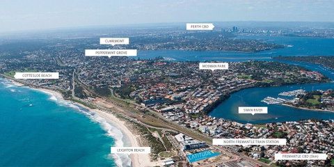 River Front Architect Villa - Accommodation Sunshine Coast 0