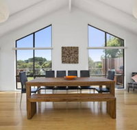 Smith Beach Getaways Beachwood House - Accommodation Sunshine Coast