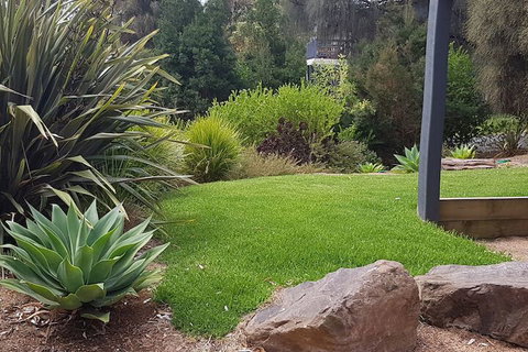 Smith Beach Getaways Beachwood House - Accommodation Sunshine Coast 2