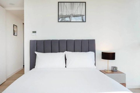 MYROOM At ShadowPlay - Accommodation Sunshine Coast 3