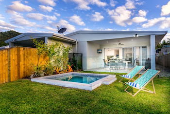 Blue Lagoon Villa A - Accommodation Sunshine Coast 3