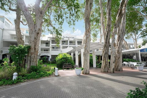 Peppers Beach Club Penthouse - Accommodation Sunshine Coast 1