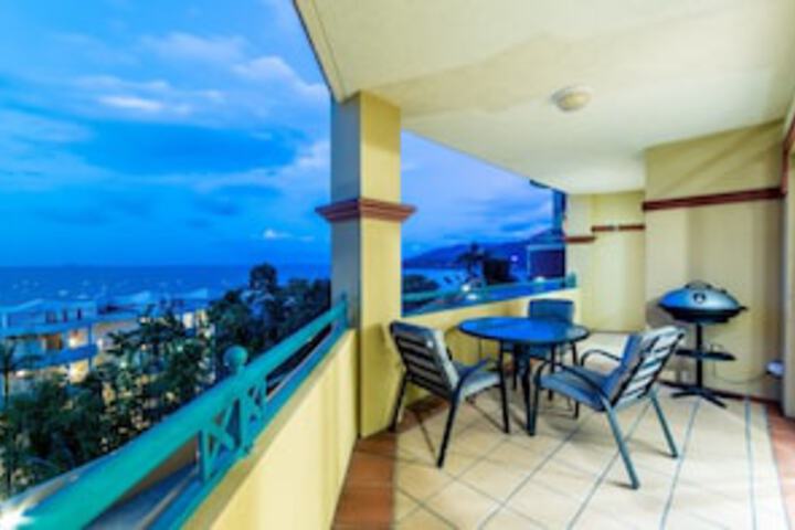 Airlie Beach QLD Accommodation Sunshine Coast