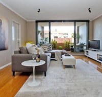 Ample Space in This 1 Bed Apt Also With Pool / Gym - Accommodation Sunshine Coast