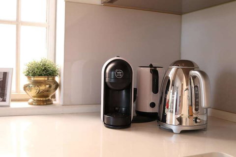 Alcaston House - Rejuvenate Stays - Accommodation Sunshine Coast 7