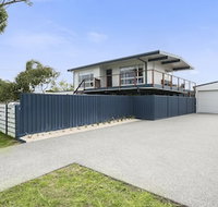 Upstairs Cottage on Beachurst - Accommodation Sunshine Coast