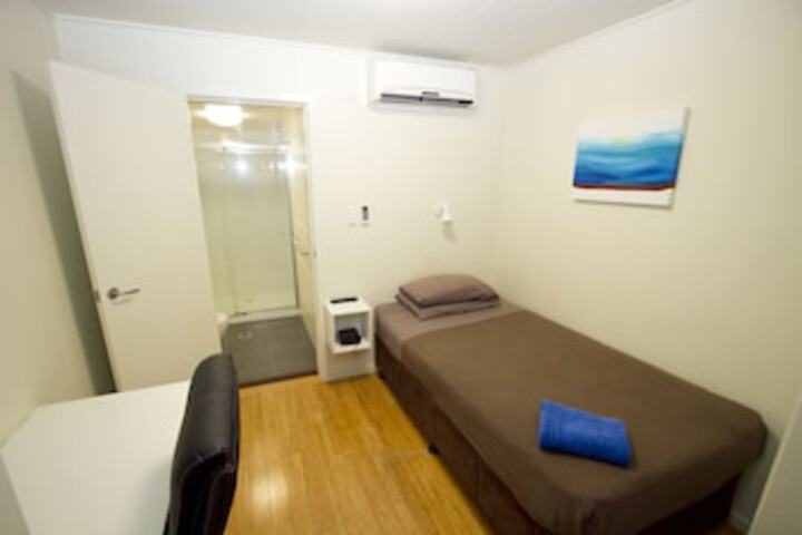 Alligator Creek QLD Accommodation Sunshine Coast