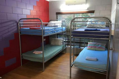 Mission Beach Retreat - Accommodation Sunshine Coast 2