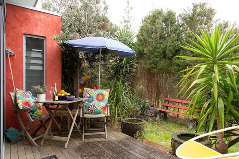 Smith Beach Getaways Beachwood Garden Studio - Accommodation Sunshine Coast 4