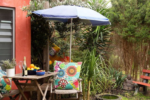 Smith Beach Getaways Beachwood Garden Studio - Accommodation Sunshine Coast 5