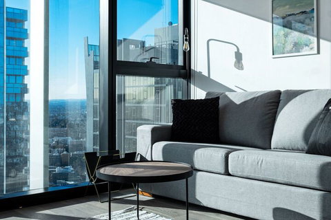 Victoria One Suites - Accommodation Sunshine Coast 2