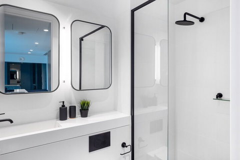 Victoria One Suites - Accommodation Sunshine Coast 5