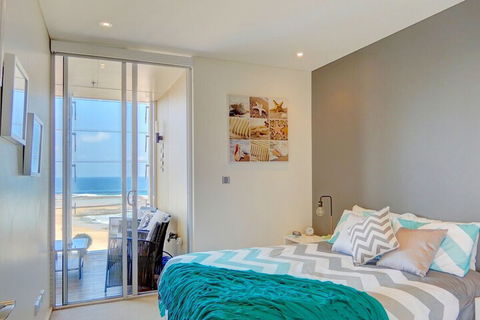 Beau Monde Apartments Newcastle - The York - Accommodation Sunshine Coast 5
