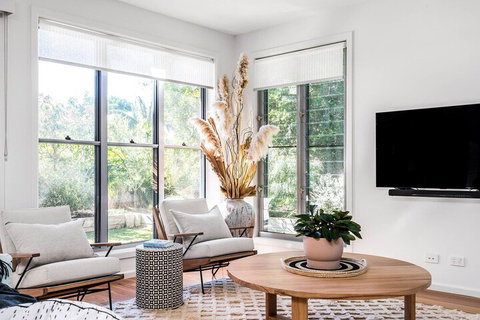 Shore Beats Work - Accommodation Sunshine Coast 4