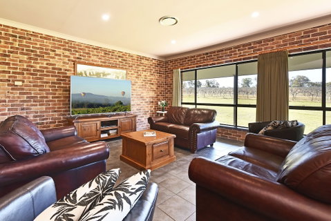 Ironstone Estate - Accommodation Sunshine Coast 6