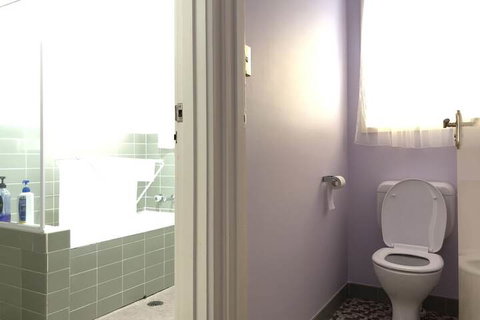 Canberra Entire House 3 Bedroom - Accommodation Sunshine Coast 6