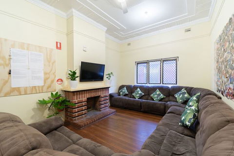 MyOZexp Aberdeen Lodge - Accommodation Sunshine Coast 5