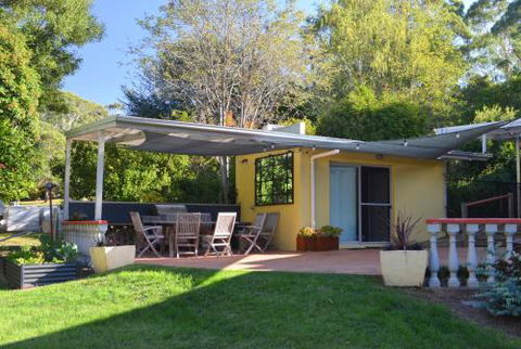 A Bach At Bright Bright VIC - Accommodation Sunshine Coast 0