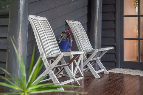 The Treehouse - Accommodation Sunshine Coast 1