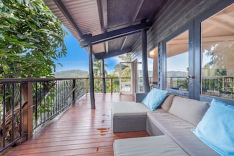 The Treehouse - Accommodation Sunshine Coast 0