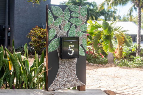 The Treehouse - Accommodation Sunshine Coast 2
