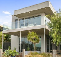 Grossard Point The Lighthouse Ventnor - Accommodation Sunshine Coast